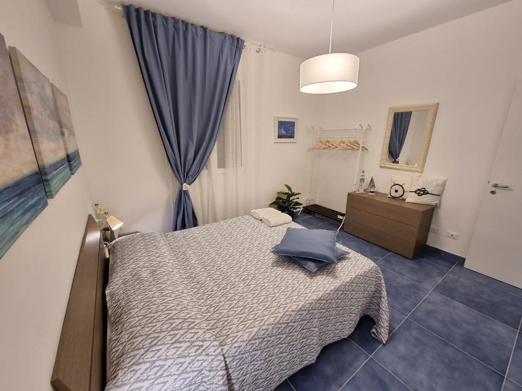 Le petite Maison room 6